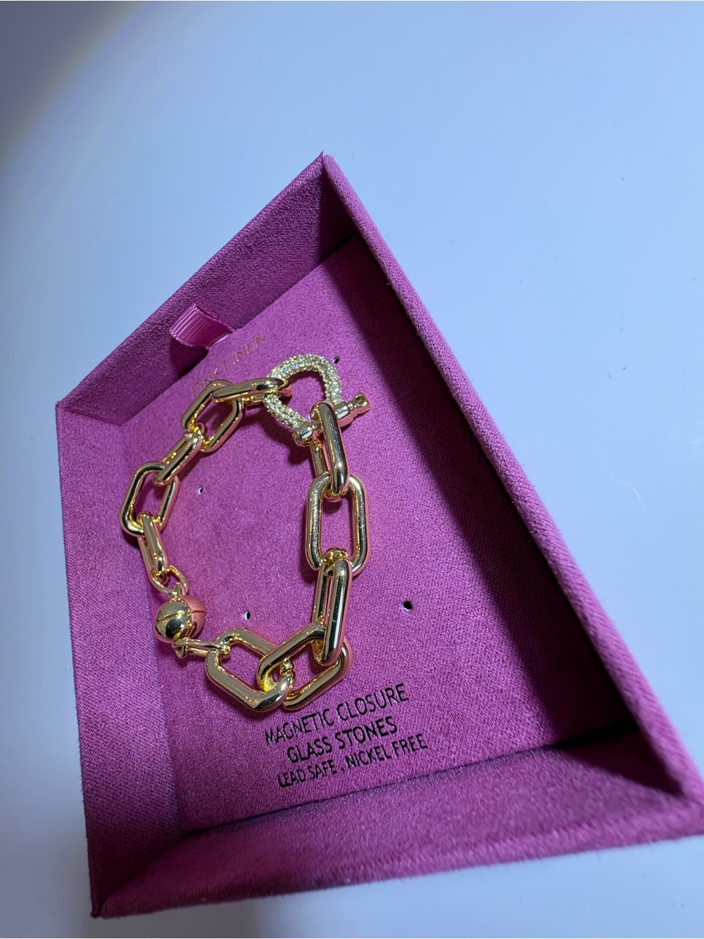 Gold Chain Link Bracelet - Gold - Picture 3 of 4